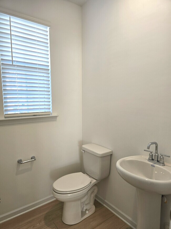 Building Photo - 1816 Pheasant Trce Cir