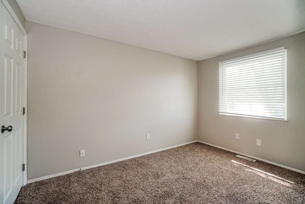 Building Photo - 5148 Cherry Creek Pkwy N