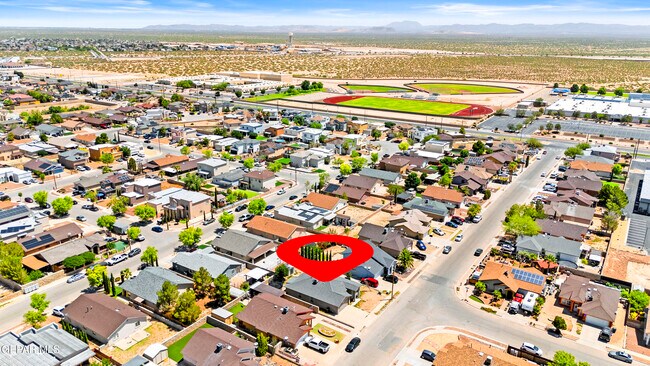 Building Photo - 14069 Lago Seco Dr