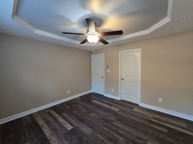 Building Photo - 237 Gertie~ Mitchells Landing  ~ 1 MONTH FREE~