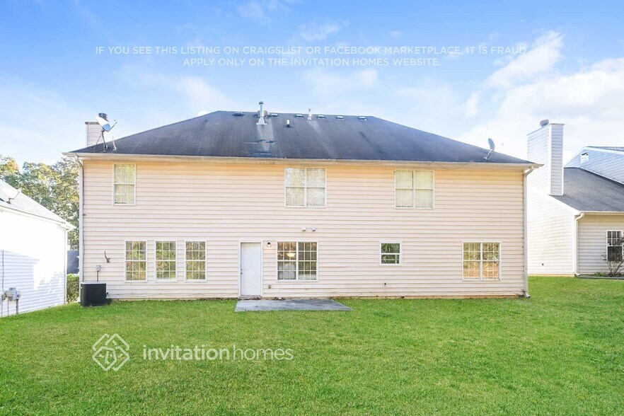 Building Photo - 6521 Carriage Ln