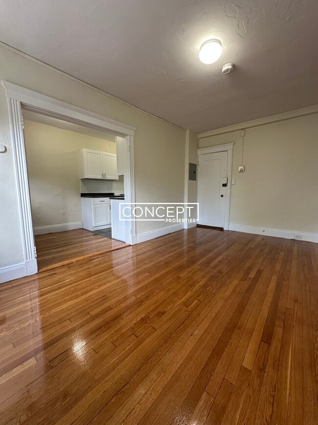 Building Photo - 231 Park Dr. Unit 32GC