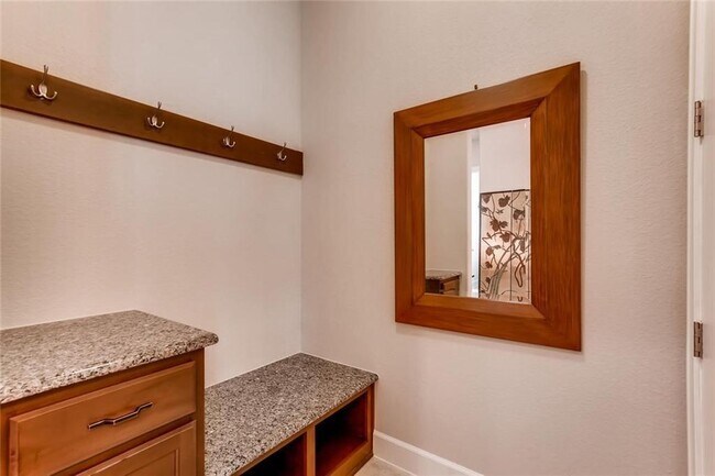 Building Photo - 3124 Pablo Way