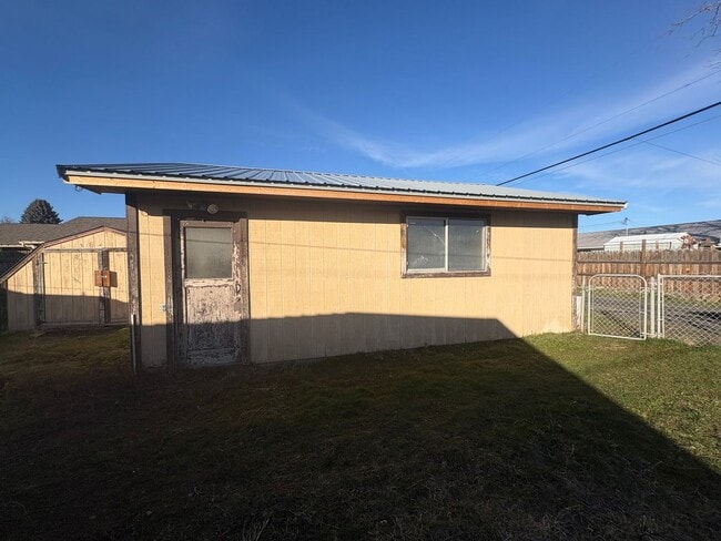 Building Photo - Home for Rent in Ephrata