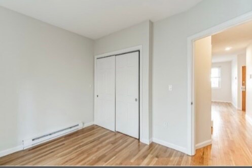 Building Photo - 204 H St