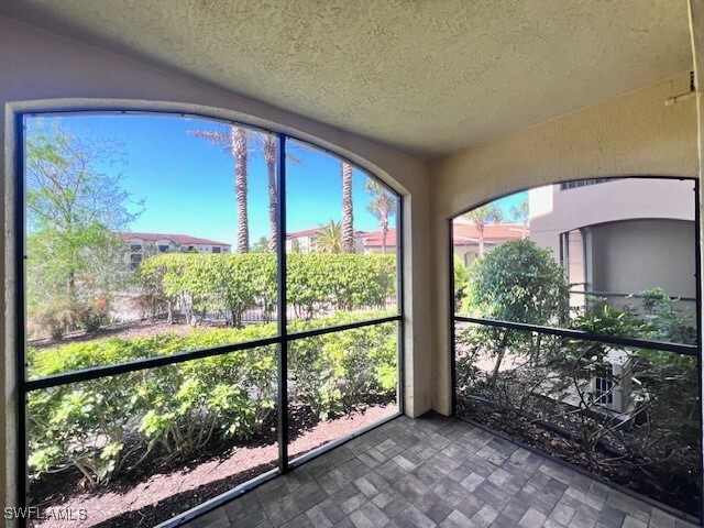 Building Photo - 12920 Positano Cir