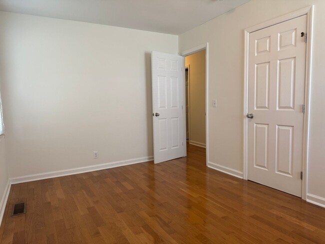 Building Photo - Great 3BR Home in the Heart of Nashville