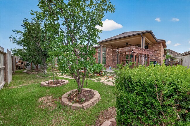 Building Photo - 18719 Evanhale Bend Dr