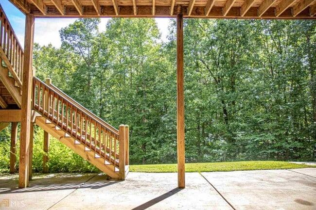 Building Photo - 168 Hamlin Rd