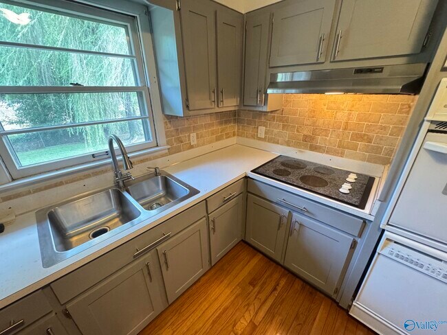 Building Photo - 362 Jack Coleman Dr NW