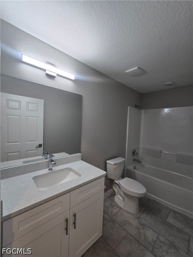 Building Photo - 4309 NE 20th Ct