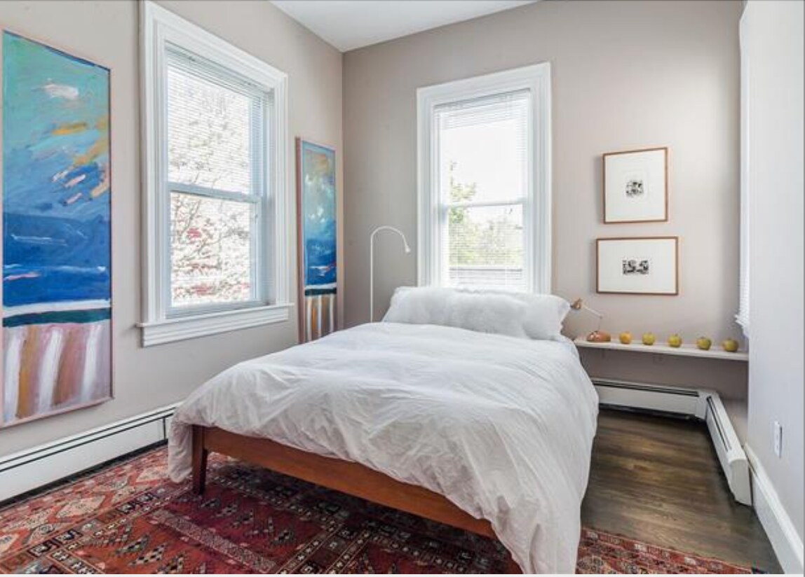 Bedroom - 152 Pearl St