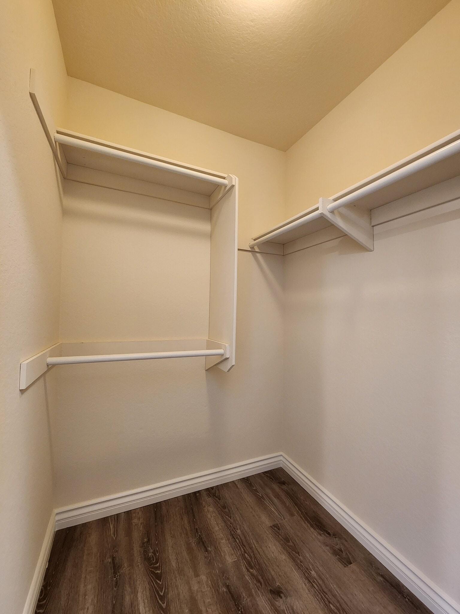 Building Photo - 7285 Calabria Ct