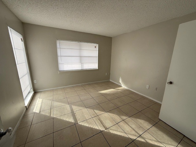 Building Photo - 819 Pablo Ln