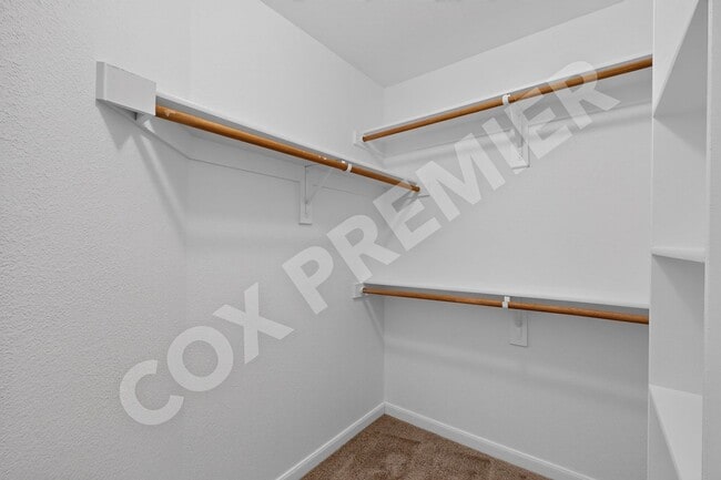 Building Photo - 2848 St Bernard Dr