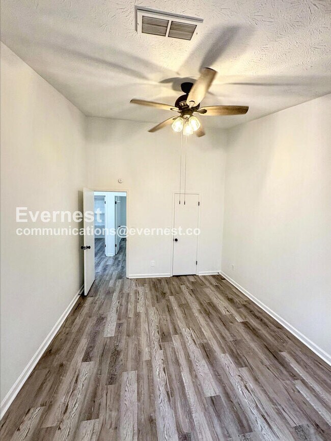 Building Photo - 6157 St Christophers Ct