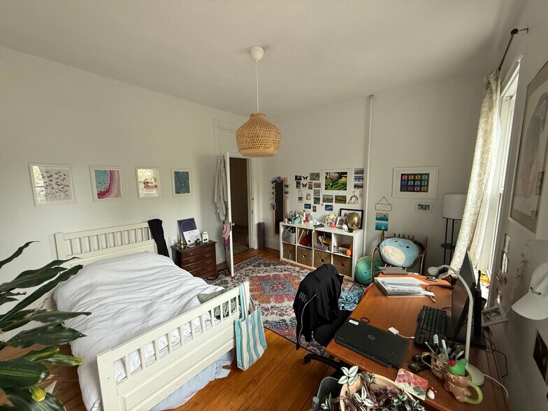 Primary Photo - 268 Broadway