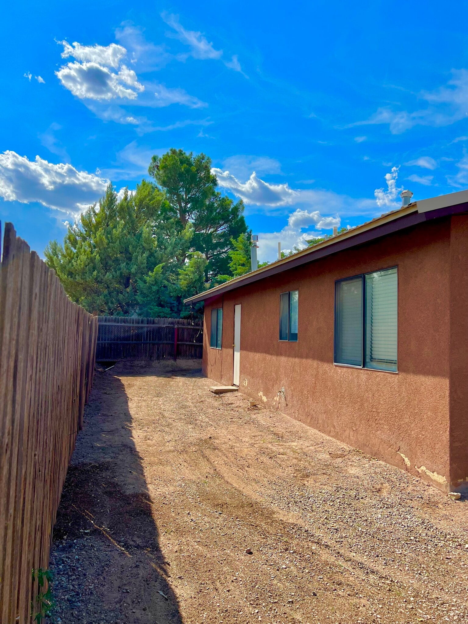 Building Photo - 3056 Tenorio Dr