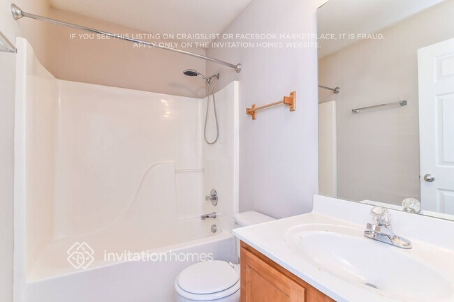 Building Photo - 2503 Winslow Ridge Dr NE
