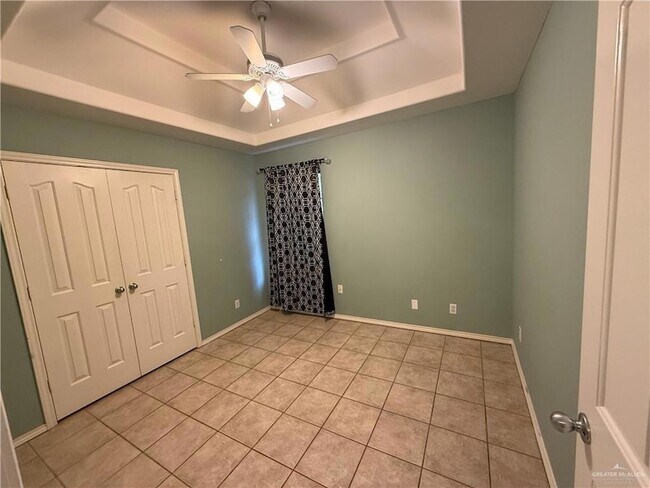 Building Photo - 3836 Frontier Dr