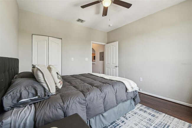 Building Photo - 5000 Culbreath Key Way