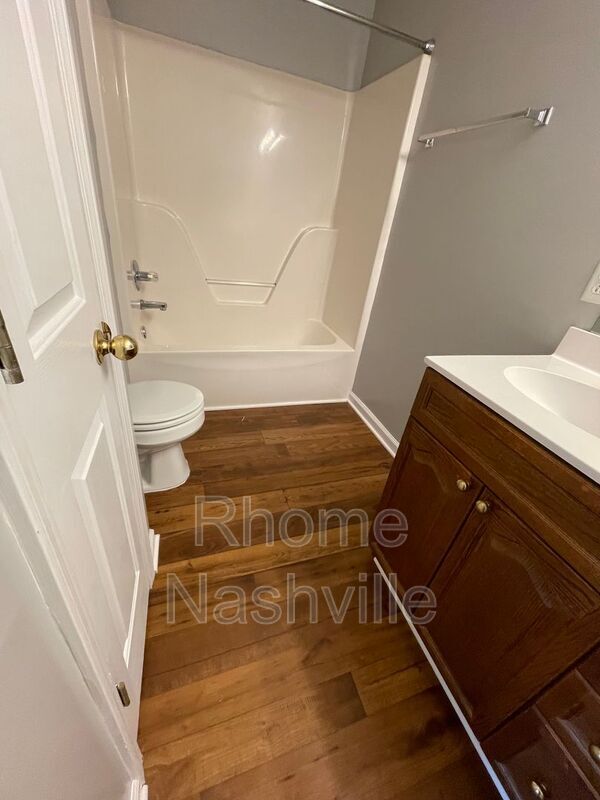 Building Photo - 1040 Blairfield Dr