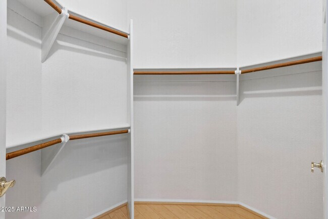 Building Photo - 101 N 7th St