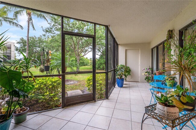 Building Photo - 5750 Camino Del Sol