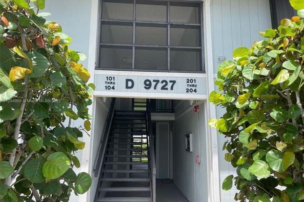 Building Photo - 9727 Hammocks Blvd
