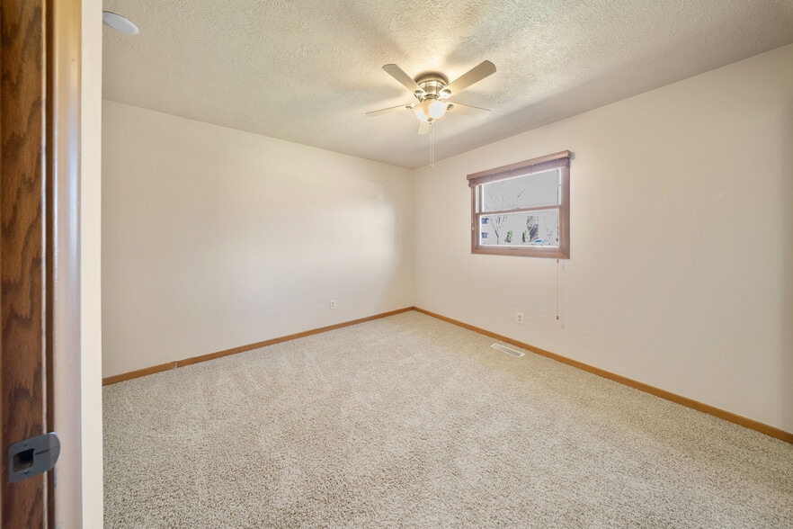 Main level second bedroom - 2405 W 28th St