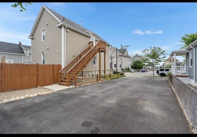 Building Photo - 93 Belleville Rd