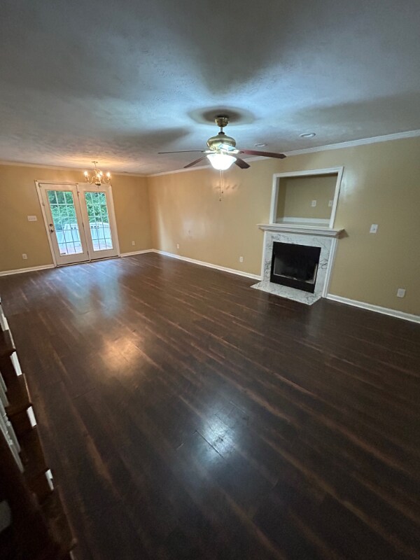 Building Photo - 320 Peterson Pl