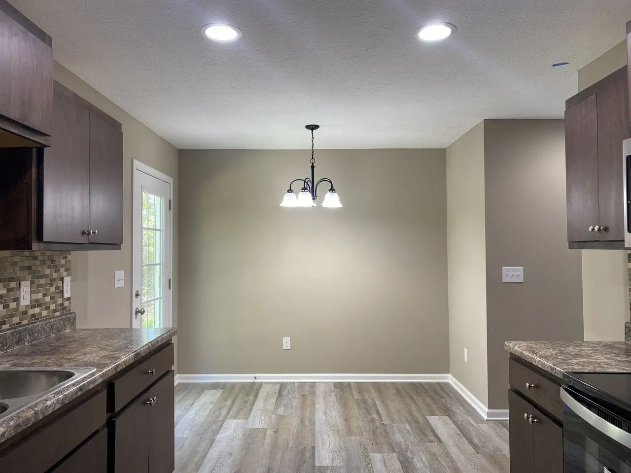 Building Photo - 406 Hedgemont Ave