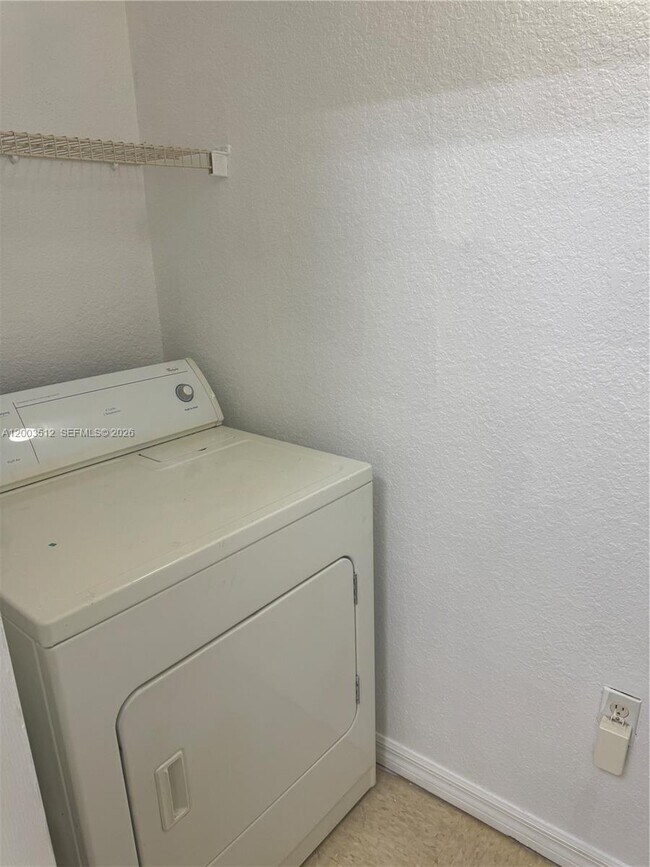 Building Photo - 1109 Belmont Ln