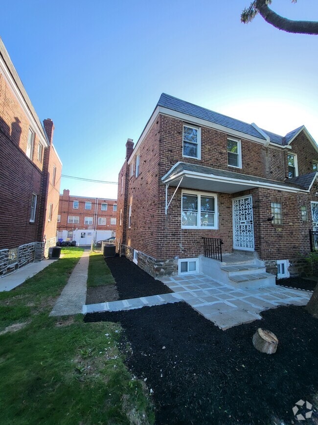 Building Photo - 8411 Temple Rd