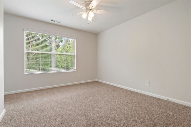 Building Photo - 72 Argonaut Dr