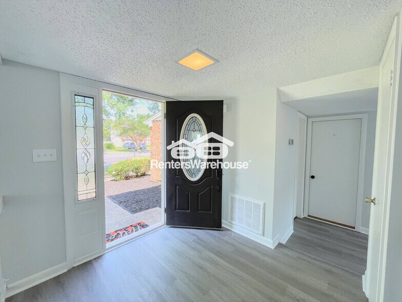 Building Photo - 908 Garden Grove Ct