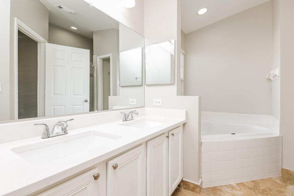 Building Photo - 1232 Lake Piedmont Cir