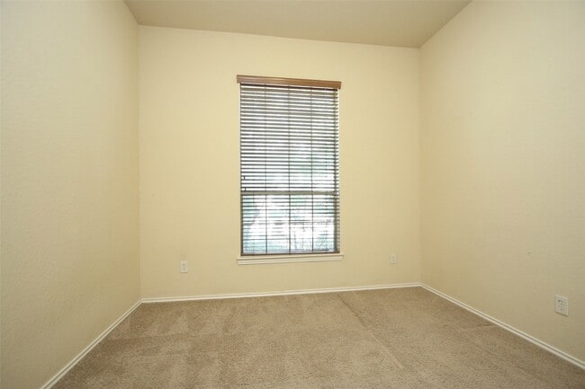 Building Photo - 23118 Century Plant Dr