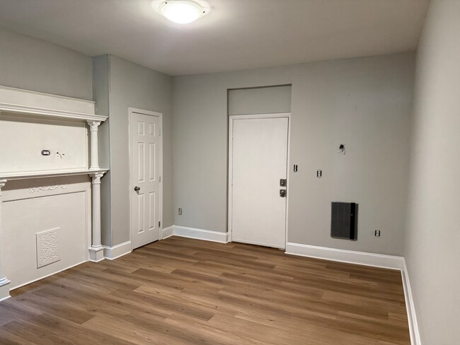 Building Photo - Cozy 1 Bedroom Studio Apartment in Charles Village Community