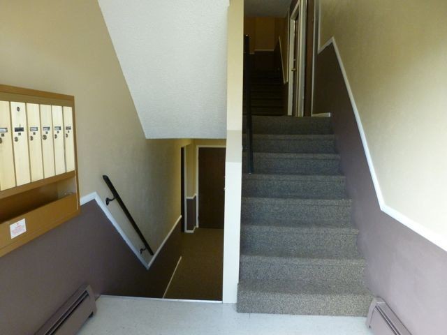 Building Photo - 7091 Hooker St