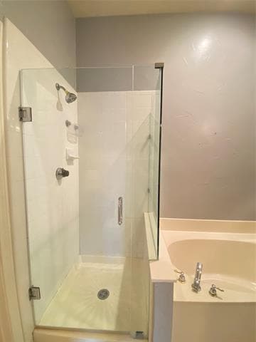 Building Photo - 4700 Glen Echo Dr