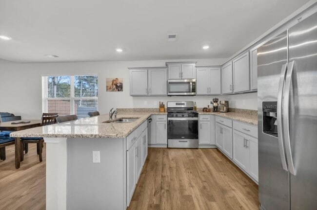 Building Photo - 116 Antler Crk Ln