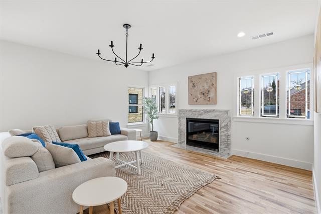 Building Photo - 3247 Homer St