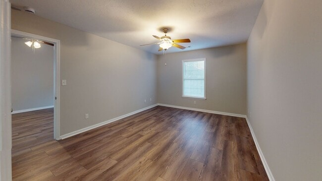 Building Photo - Townhome available now