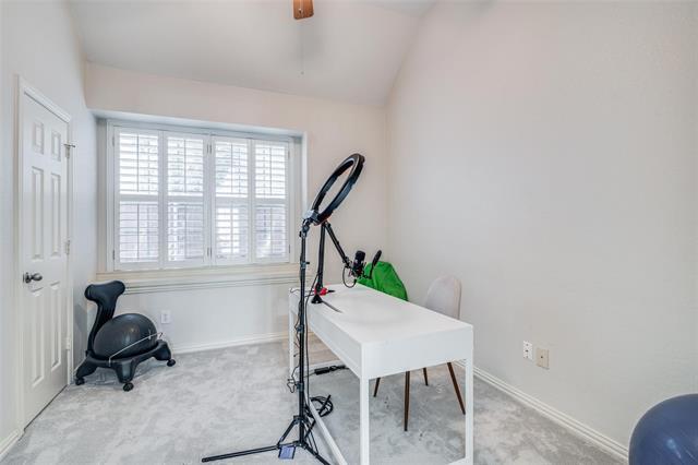 Building Photo - 3764 Lakeway Ct