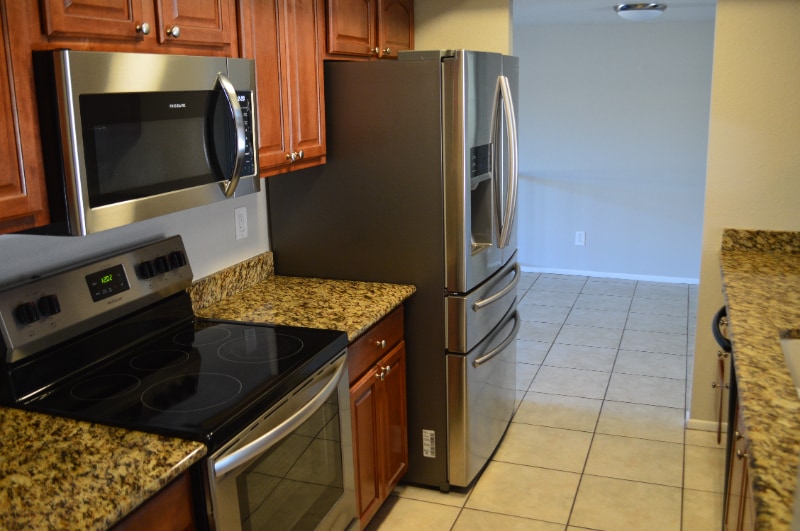 Building Photo - 8731 E Cheery Lynn Rd