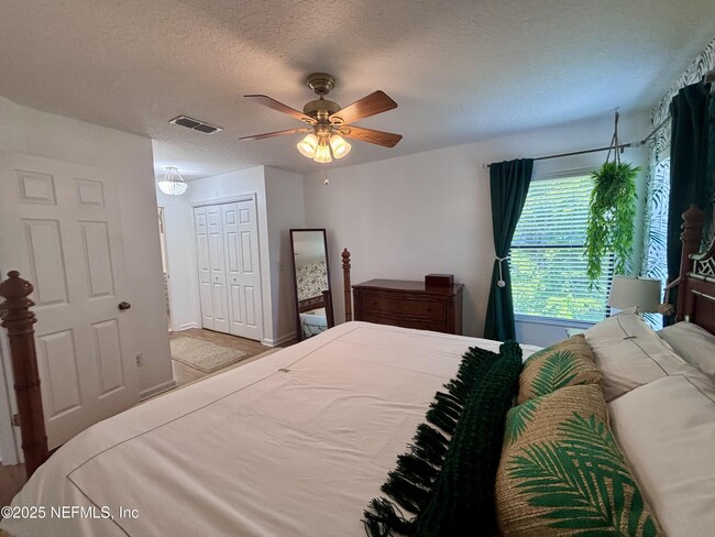Building Photo - 2168 Ketch Ct