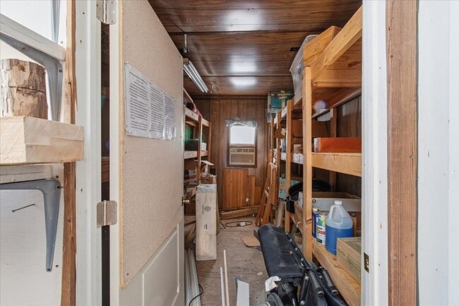 Building Photo - 4333 Thicket Dr