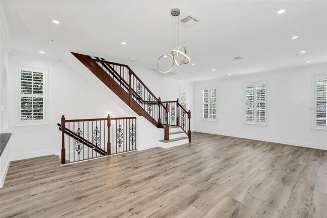 Building Photo - 1579 Chatfield Pl